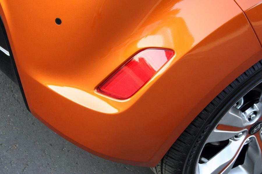 Hyundai Veloster 2011 года  (фото 88 из 184)